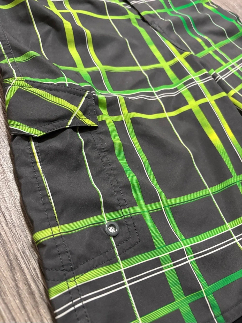 Mossimo Supply Co Board Shorts Mens 32 Dark Gray Green Plaid Swim Surf Beach